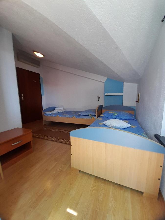 Comfort Apartments Трогир Экстерьер фото