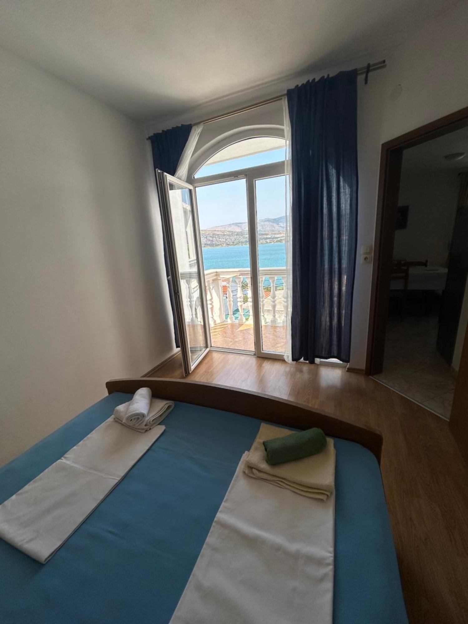 Comfort Apartments Трогир Экстерьер фото